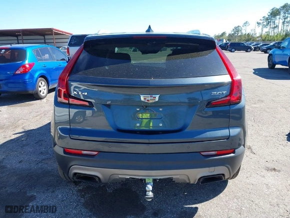 2019 Cadillac XT4 FWD Premium Luxury with VIN 1GYFZCR41KF204050, listed as a IAAI auction lot 41829040 with 69,136 mi miles. Bid and sale history available at carsss.com. Image 16.