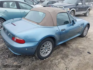 2001 BMW Z3 2.5i with VIN WBACN33481LK49139, listed as a IAAI auction lot 41812649 with 143,226 mi miles. Bid and sale history available at carsss.com. Image 4.