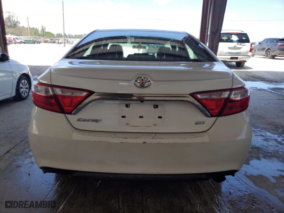 2016 Toyota Camry XLE with VIN 4T1BF1FK7GU224497, listed as a Copart auction lot 51099355 with 204,892 mi miles and Salvage Title. Bid and sale history available at carsss.com. Image 6.