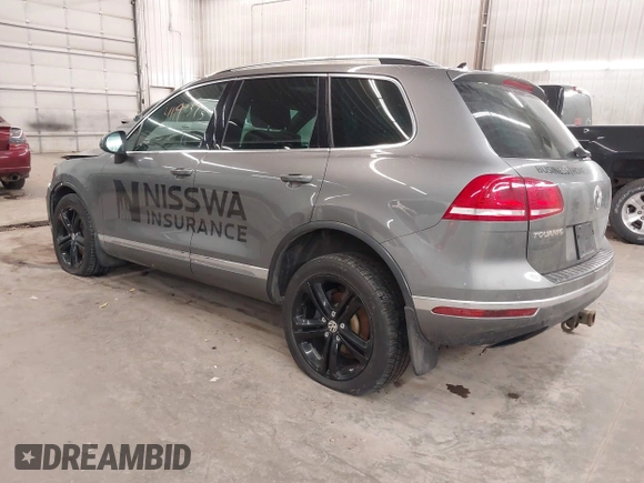 2017 Volkswagen Touareg Wolfsburg Edition с VIN WVGRF7BP3HD003094, выставлен на аукционе IAAI как лот 41199373 с пробегом 110 880 миль миль и . История ставок и продаж доступна на DreamBid. Изображение 3.