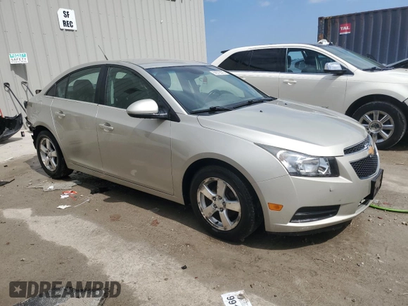 2013 Chevrolet Cruze 1LT with VIN 1G1PC5SB0D7287119, listed as a Copart auction lot 52373575 with 117,788 mi miles and Non Repairable. Bid and sale history available at carsss.com. Image 4.