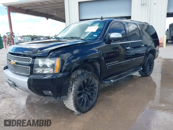 2007 Chevrolet Suburban LT with VIN 3GNFK16397G250068, listed as a IAAI auction lot 42513549 with 199,498 mi miles and . Bid and sale history available at DreamBid. Image 2.