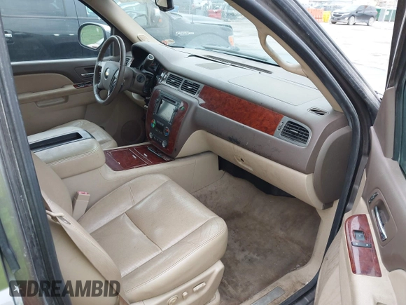 2011 Chevrolet Suburban LTZ with VIN 1GNSKKE32BR197356, listed as a IAAI auction lot 42052377 with 248,574 mi miles and . Bid and sale history available at DreamBid. Image 5.