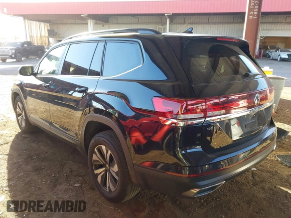 2024 Volkswagen Atlas SE with VIN 1V2LR2CA4RC505410, listed as a IAAI auction lot 41513445 with 18,647 mi miles and . Bid and sale history available at DreamBid. Image 3.