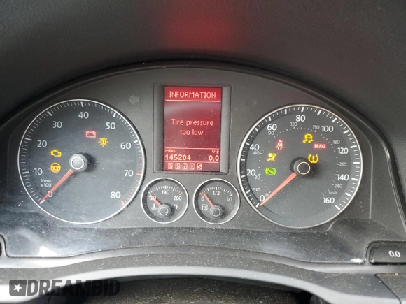 2008 Volkswagen Eos Turbo z VIN WVWBA71F78V037336, wystawiony jako Copart lot #49514235 z przebiegiem 145 204 mil mil oraz Szkoda całkowita • Salvage title. Historia ofert i sprzedaży dostępna na DreamBid. Obrazek 9.