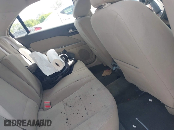 2011 Ford Fusion Hybrid with VIN 3FADP0L37BR264635, listed as a IAAI auction lot 42204672 with 147,326 mi miles and . Bid and sale history available at DreamBid. Image 8.