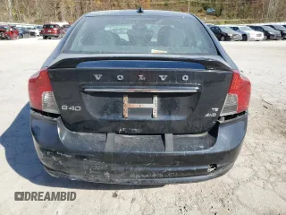 2010 Volvo S40 R-Design with VIN YV1672MH2A2487400, listed as a Copart auction lot 78263084 with 171,047 mi miles and Salvage Title. Bid and sale history available at carsss.com. Image 6.