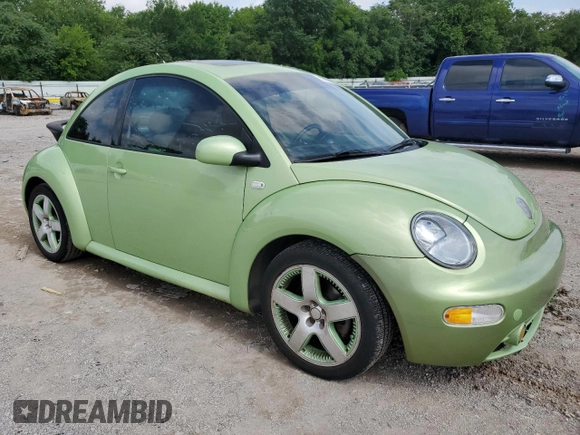2003 Volkswagen Beetle GLS with VIN 3VWCD21C83M407178, listed as a Copart auction lot 58557825 with 207,594 mi miles and Salvage title. Bid and sale history available at DreamBid. Image 4.