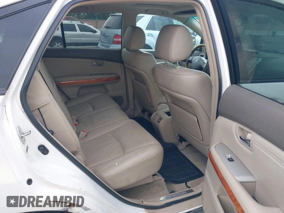 2008 Lexus RX 350 z VIN 2T2GK31U58C035397, wystawiony jako IAAI lot #42361031 z przebiegiem 199 538 mil mil oraz . Historia ofert i sprzedaży dostępna na DreamBid. Obrazek 8.