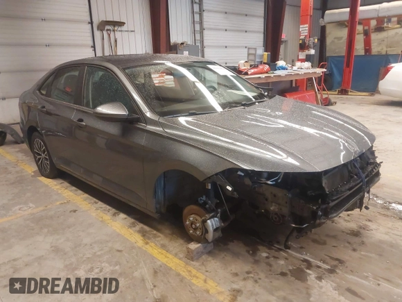 2021 Volkswagen Jetta S with VIN 3VWC57BU6MM087586, listed as a IAAI auction lot 42181804 with 61,931 mi miles and . Bid and sale history available at DreamBid. Image 1.