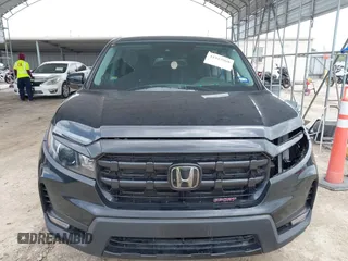 2024 Honda Ridgeline Sport z VIN 5FPYK3F18RB020114, wystawiony jako IAAI lot #41915968 z przebiegiem 3 666 mil mil oraz . Historia ofert i sprzedaży dostępna na DreamBid. Obrazek 13.