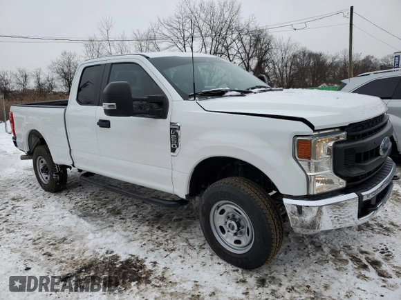2022 Ford F-250 XL with VIN 1FT7X2B62NEE91107, listed as a Copart auction lot 45096755 with 64,461 mi miles and Non Repairable. Bid and sale history available at DreamBid. Image 4.