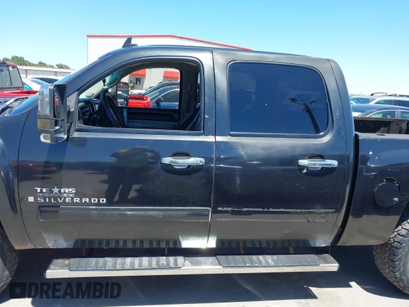2009 Chevrolet Silverado 1500 LT with VIN 3GCEK23M59G190316, listed as a IAAI auction lot 42087025 with 175,998 mi miles and . Bid and sale history available at DreamBid. Image 14.