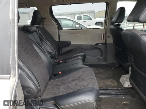 2012 Toyota Sienna SE with VIN 5TDXK3DC5CS187882, listed as a Copart auction lot 47955425 with 289,654 mi miles and Salvage Title. Bid and sale history available at carsss.com. Image 11.