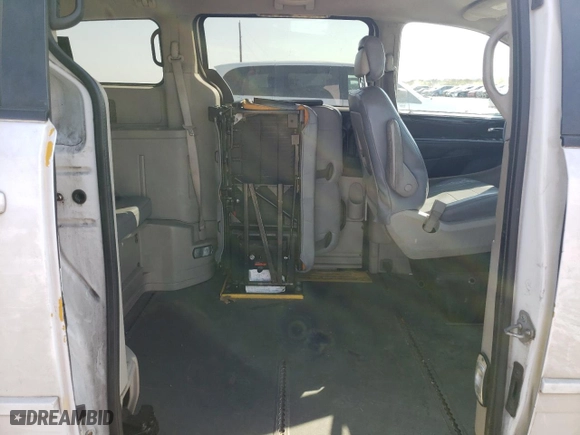 2017 Dodge Grand Caravan SE Plus with VIN 2C4RDGBG5HR768041, listed as a Copart auction lot 75350784 with 294,137 mi miles and Clean Title. Bid and sale history available at carsss.com. Image 11.