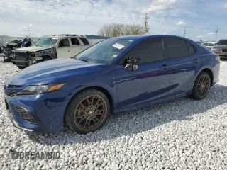 2023 Toyota Camry SE z VIN 4T1T11BK1PU093205, wystawiony jako Copart lot #89201455 z przebiegiem 47 583 mil mil oraz Szkoda całkowita • Salvage title. Historia ofert i sprzedaży dostępna na DreamBid. Obrazek 1.