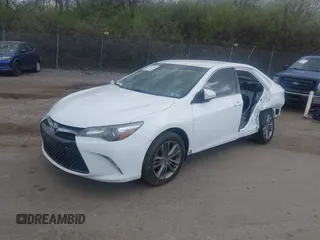 2017 Toyota Camry XLE z VIN 4T1BF1FK5HU814926, wystawiony jako IAAI lot #41917832 z przebiegiem 69 702 mil mil oraz . Historia ofert i sprzedaży dostępna na DreamBid. Obrazek 19.