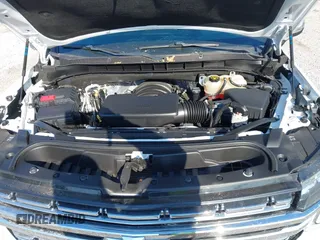 2022 Chevrolet Suburban Premier with VIN 1GNSCFKDXNR121180, listed as a IAAI auction lot 41833036 with 86,085 mi miles and . Bid and sale history available at DreamBid. Image 10.