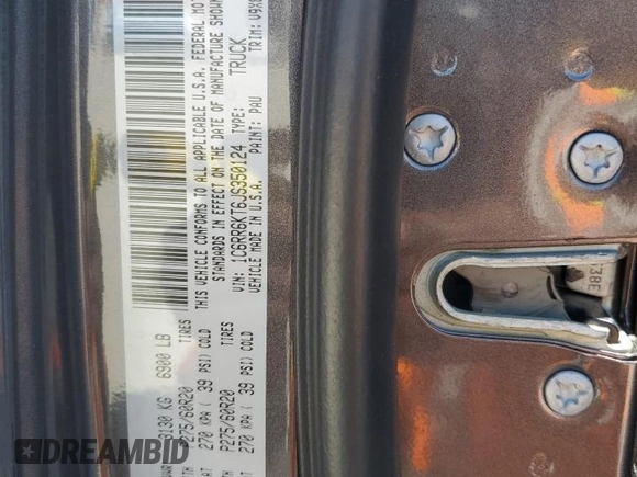 2018 Ram 1500 Express z VIN 1C6RR6KT6JS350124, wystawiony jako Copart lot #52628085 z przebiegiem 78 383 mil mil oraz Szkoda całkowita • Salvage title. Historia ofert i sprzedaży dostępna na DreamBid. Obrazek 13.