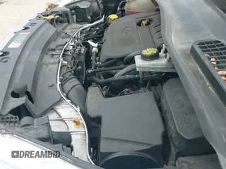 2018 Ford Escape SE z VIN 1FMCU9GD9JUC78285, wystawiony jako IAAI lot #43092402 z przebiegiem 111 326 mil mil oraz . Historia ofert i sprzedaży dostępna na DreamBid. Obrazek 19.