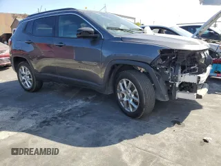2023 Jeep Compass Latitude Lux z VIN 3C4NJDFN3PT507260, wystawiony jako Copart lot #71025924 z przebiegiem 48 214 mil mil oraz Szkoda całkowita • Salvage title. Historia ofert i sprzedaży dostępna na DreamBid. Obrazek 4.