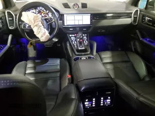 2021 Porsche Cayenne S с VIN WP1AB2AY6MDA28218, выставлен на аукционе Copart как лот 86561244 с пробегом 60 636 миль миль и Списание • Salvage title. История ставок и продаж доступна на DreamBid. Изображение 8.