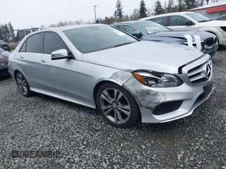2014 Mercedes-Benz E-Class E 350 Luxury with VIN WDDHF8JB9EA858414, listed as a IAAI auction lot 41841831 with 79,466 mi miles. Bid and sale history available at carsss.com. Image 1.