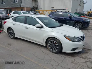 2017 Nissan Altima SV with VIN 1N4AL3AP6HC226729, listed as a IAAI auction lot 41936776 with 116,787 mi miles and . Bid and sale history available at DreamBid. Image 1.