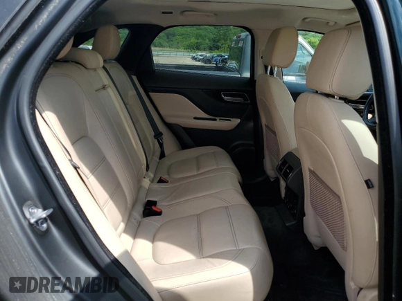2017 Jaguar F-Pace 35t Prestige with VIN SADCK2BV3HA067567, listed as a Copart auction lot 61376675 with 122,224 mi miles and Clean title. Bid and sale history available at DreamBid. Image 11.