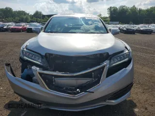 2017 Acura RDX Technology with VIN 5J8TB4H51HL013995, listed as a Copart auction lot 62686945 with 94,970 mi miles and Salvage title. Bid and sale history available at DreamBid. Image 5.