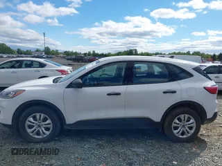 2021 Ford Escape S with VIN 1FMCU9F68MUB14274, listed as a IAAI auction lot 39669971 with 9,504 mi miles and . Bid and sale history available at DreamBid. Image 14.