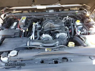 2018 Jeep Wrangler JK Unlimited Rubicon Recon with VIN 1C4HJWFG5JL803636, listed as a Copart auction lot 76370924 with 77,943 mi miles and Salvage Title. Bid and sale history available at carsss.com. Image 11.