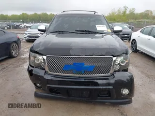 2009 Chevrolet Tahoe 2LT z VIN 1GNFK23009R296956, wystawiony jako IAAI lot #42143854 z przebiegiem 162 156 mil mil oraz . Historia ofert i sprzedaży dostępna na DreamBid. Obrazek 12.