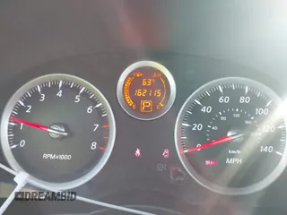 2010 Nissan Sentra 2.0 z VIN 3N1AB6AP1AL698798, wystawiony jako IAAI lot #42188907 z przebiegiem 162 115 mil mil oraz . Historia ofert i sprzedaży dostępna na DreamBid. Obrazek 7.