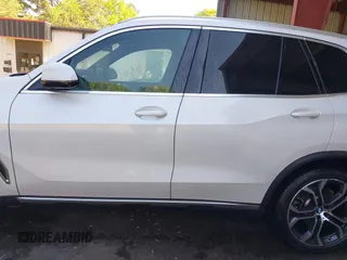 2022 BMW X5 xDrive40i with VIN 5UXCR6C03N9L92409, listed as a IAAI auction lot 42012166 with 40,947 mi miles and . Bid and sale history available at DreamBid. Image 14.