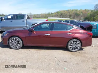 2023 Nissan Altima SL with VIN 1N4BL4EVXPN320800, listed as a IAAI auction lot 41918059 with 38,149 mi miles and . Bid and sale history available at DreamBid. Image 15.
