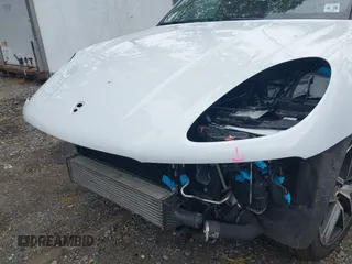 2023 Porsche Macan с VIN WP1AA2A5XPLB21908, выставлен на аукционе IAAI как лот 42222633 с пробегом 72 779 миль миль и . История ставок и продаж доступна на DreamBid. Изображение 6.
