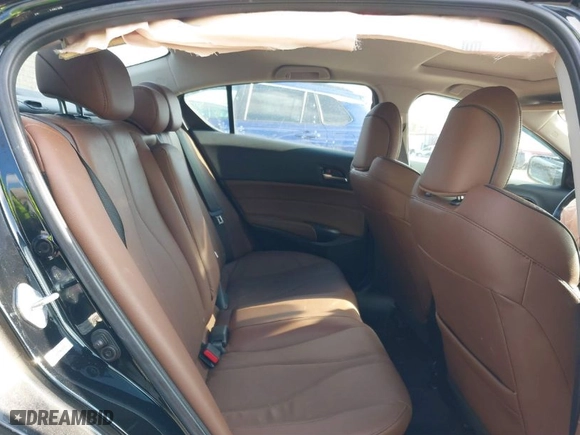 2021 Acura ILX w/Premium Package with VIN 19UDE2F72MA010078, listed as a IAAI auction lot 41407921 with 83,290 mi miles. Bid and sale history available at carsss.com. Image 8.