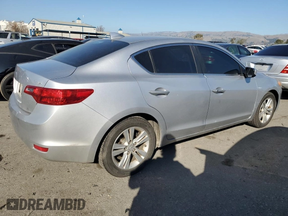2013 Acura ILX with VIN 19VDE1F38DE004118, listed as a Copart auction lot 89351765 with 186,613 mi miles and Clean Title. Bid and sale history available at carsss.com. Image 3.