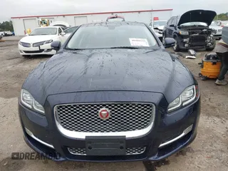 2017 Jaguar XJ Portfolio z VIN SAJWJ2GD0H8W12466, wystawiony jako IAAI lot #40488243 z przebiegiem 41 687 mil mil oraz . Historia ofert i sprzedaży dostępna na DreamBid. Obrazek 12.