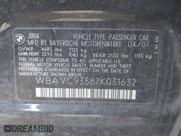2007 BMW 3 Series 328xi with VIN WBAVC93587K031632, listed as a IAAI auction lot 41711350 with 184,703 mi miles. Bid and sale history available at carsss.com. Image 9.