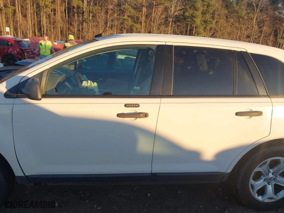 2013 Ford Edge SE with VIN 2FMDK4GCXDBA21036, listed as a IAAI auction lot 41224201 with 248,015 mi miles. Bid and sale history available at carsss.com. Image 15.