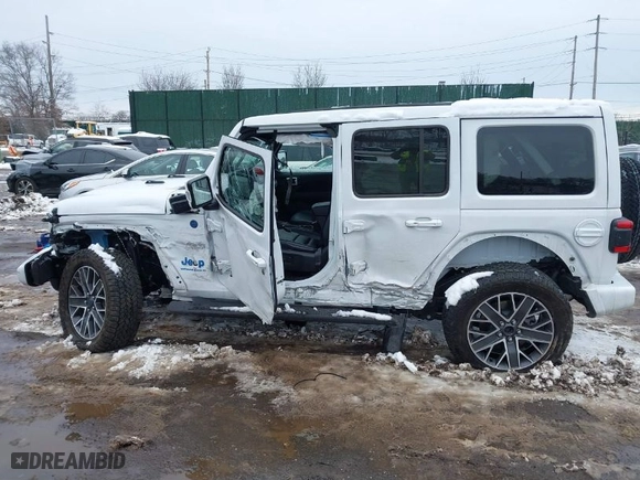 2024 Jeep Wrangler 4xe High Altitude with VIN 1C4RJXU66RW174919, listed as a IAAI auction lot 41563619 with 4,133 mi miles. Bid and sale history available at carsss.com. Image 14.
