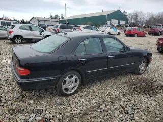 2002 Mercedes-Benz E-Class AWD with VIN WDBJF83J52X066851, listed as a Copart auction lot 81146924 with 88,710 mi miles and Non Repairable. Bid and sale history available at carsss.com. Image 3.