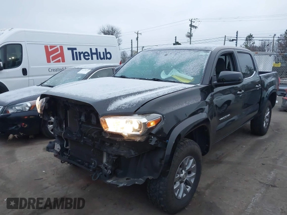 2017 Toyota Tacoma SR5 with VIN 3TMAZ5CN5HM043482, listed as a IAAI auction lot 41613811 with 114,795 mi miles and . Bid and sale history available at carsss.com. Image 19.