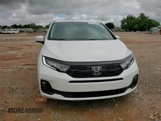2025 Honda Odyssey Touring with VIN 5FNRL6H8XSB039033, listed as a Copart auction lot 56111255 with 4,842 mi miles and Salvage title. Bid and sale history available at DreamBid. Image 14.