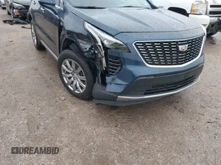 2019 Cadillac XT4 FWD Premium Luxury with VIN 1GYFZCR46KF171126, listed as a IAAI auction lot 41557387 with 88,811 mi miles. Bid and sale history available at carsss.com. Image 6.