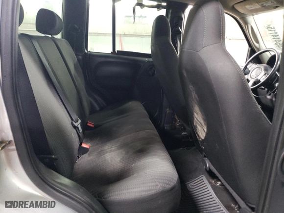 2004 Jeep Liberty Sport with VIN 1J4GL48K64W196851, listed as a Copart auction lot 45414115 with 233,180 mi miles and Salvage Title. Bid and sale history available at carsss.com. Image 10.