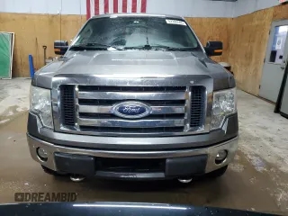 2009 Ford F-150 XL z VIN 1FTPW14V69FA32938, wystawiony jako Copart lot #52390595 z przebiegiem 254 600 mil mil oraz Czysty tytuł • Clean title. Historia ofert i sprzedaży dostępna na DreamBid. Obrazek 5.