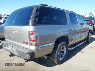 2000 GMC Yukon XL SLT with VIN 3GKFK16T8YG205654, listed as a IAAI auction lot 41403249 with 129,815 mi miles. Bid and sale history available at carsss.com. Image 4.